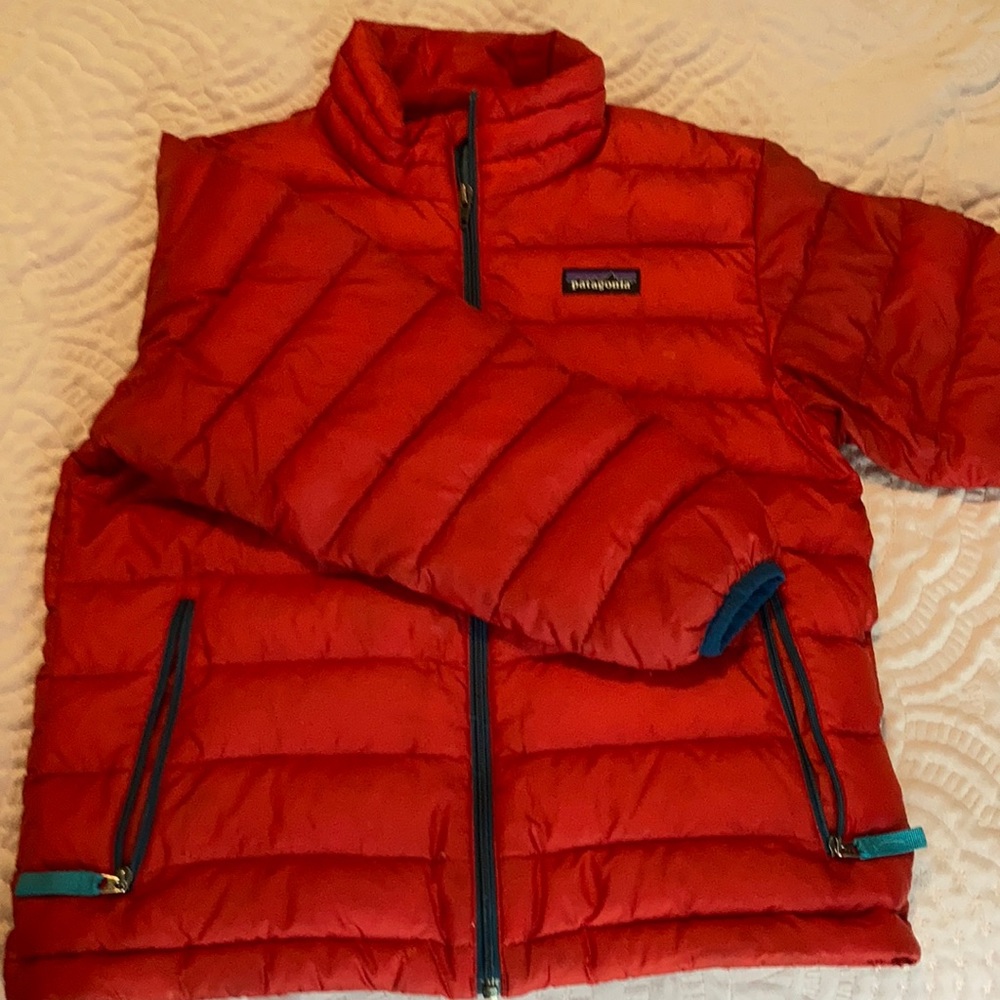 Unisex Red Patagonia Down Sweater Size 7/8